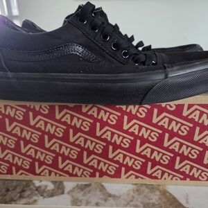 Vans Men's All-Black Sneakers